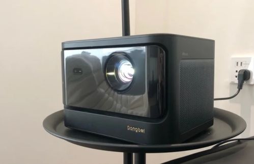投影儀顯示效果真的比電視機差嗎？專業人士深度解析